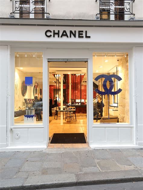 loja da chanel em paris